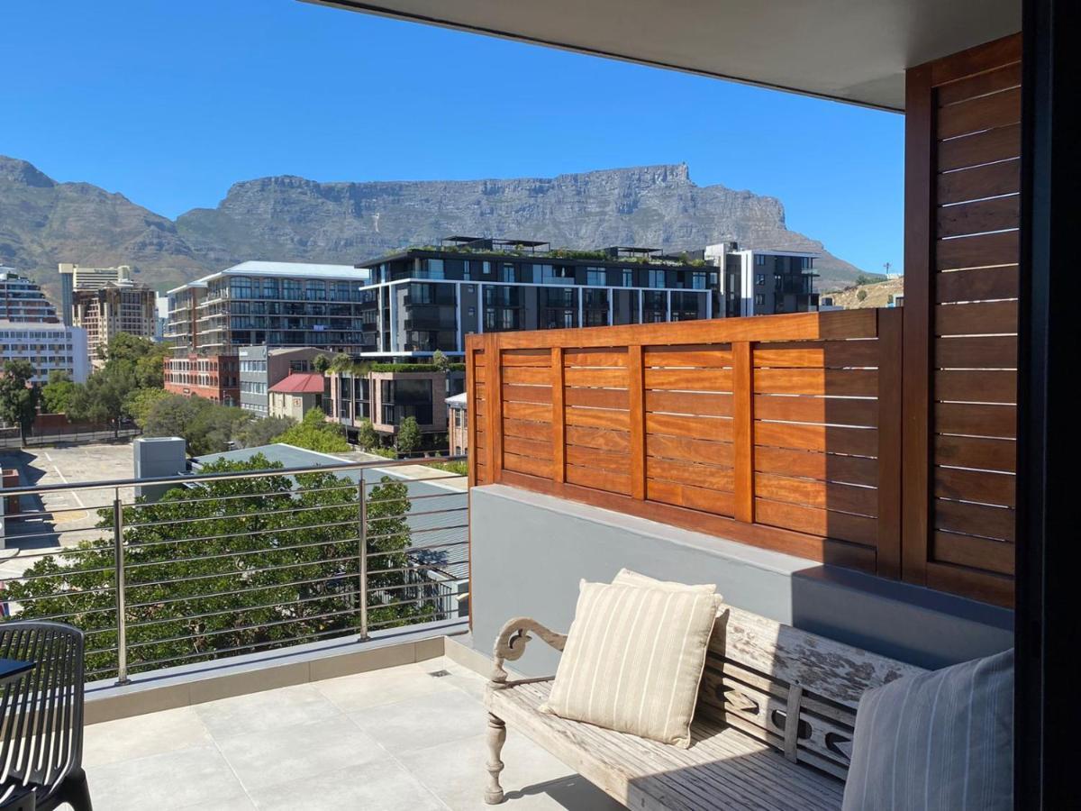 Modern Apartment In The Docklands, De Waterkant, Cape Town Stunning Views, Gorgeous Pool Deck Extérieur photo