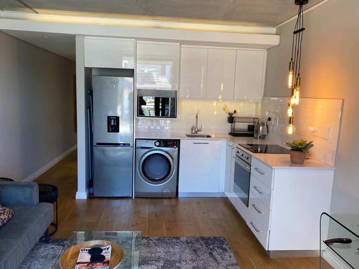 Modern Apartment In The Docklands, De Waterkant, Cape Town Stunning Views, Gorgeous Pool Deck Extérieur photo