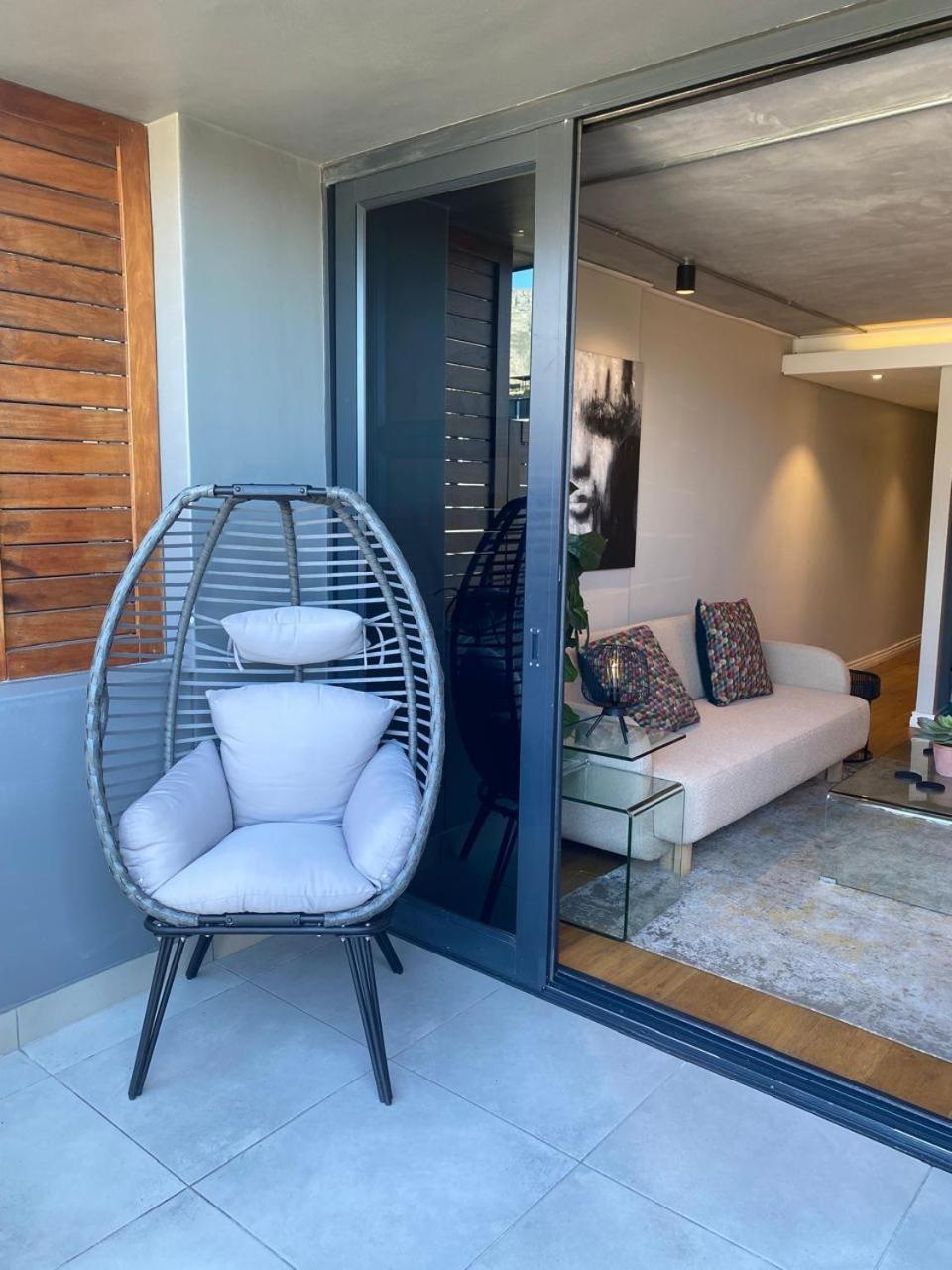 Modern Apartment In The Docklands, De Waterkant, Cape Town Stunning Views, Gorgeous Pool Deck Extérieur photo